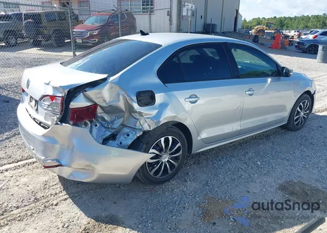 2014 Volkswagen Jetta 1.8T Se from USA, damaged, VIN 3VWD17AJ4EM283387